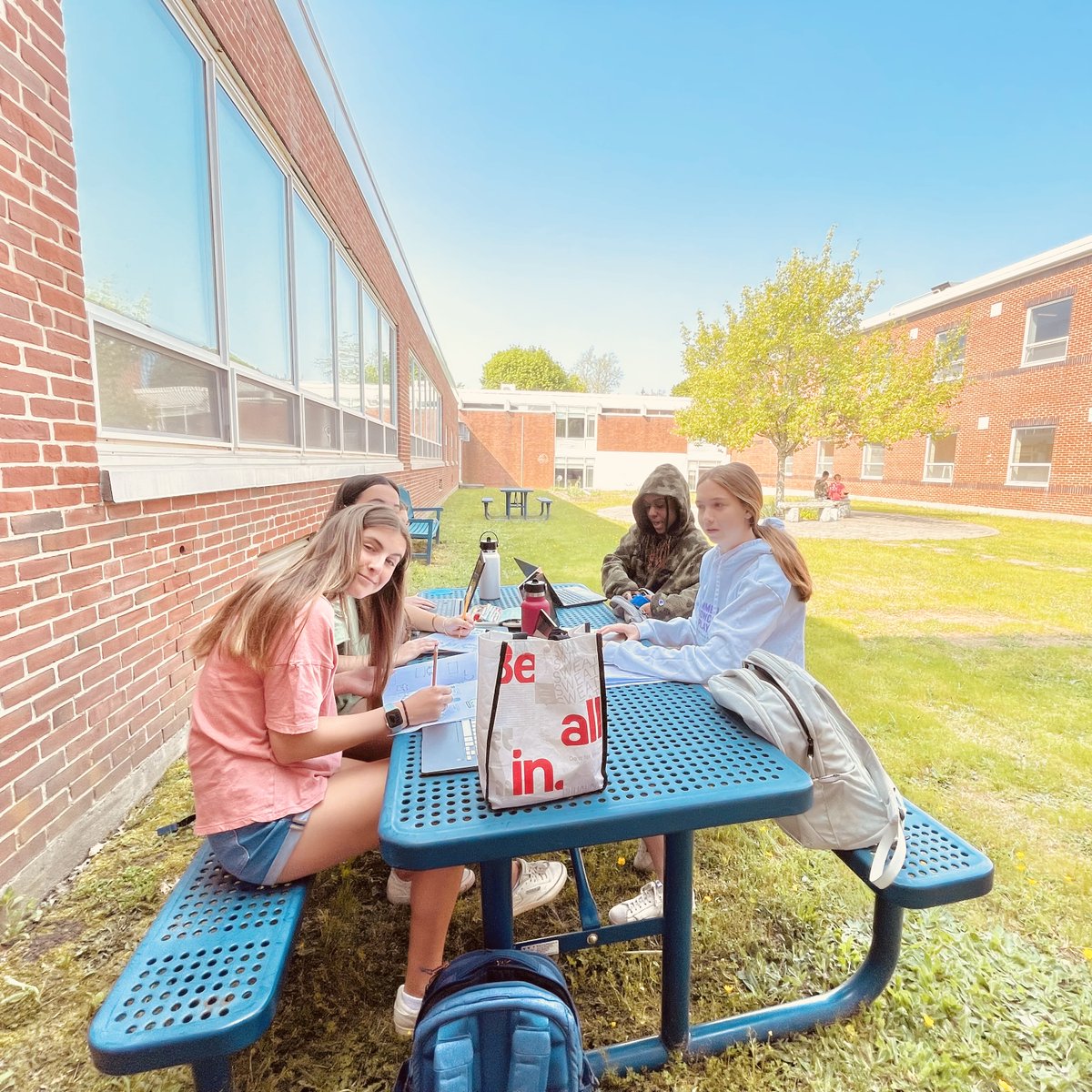 What perfect day for our Spanish language class to get out of the classroom and work outside in the CMS courtyard #cohasset #Boston #outside #wellness #education #spanish
