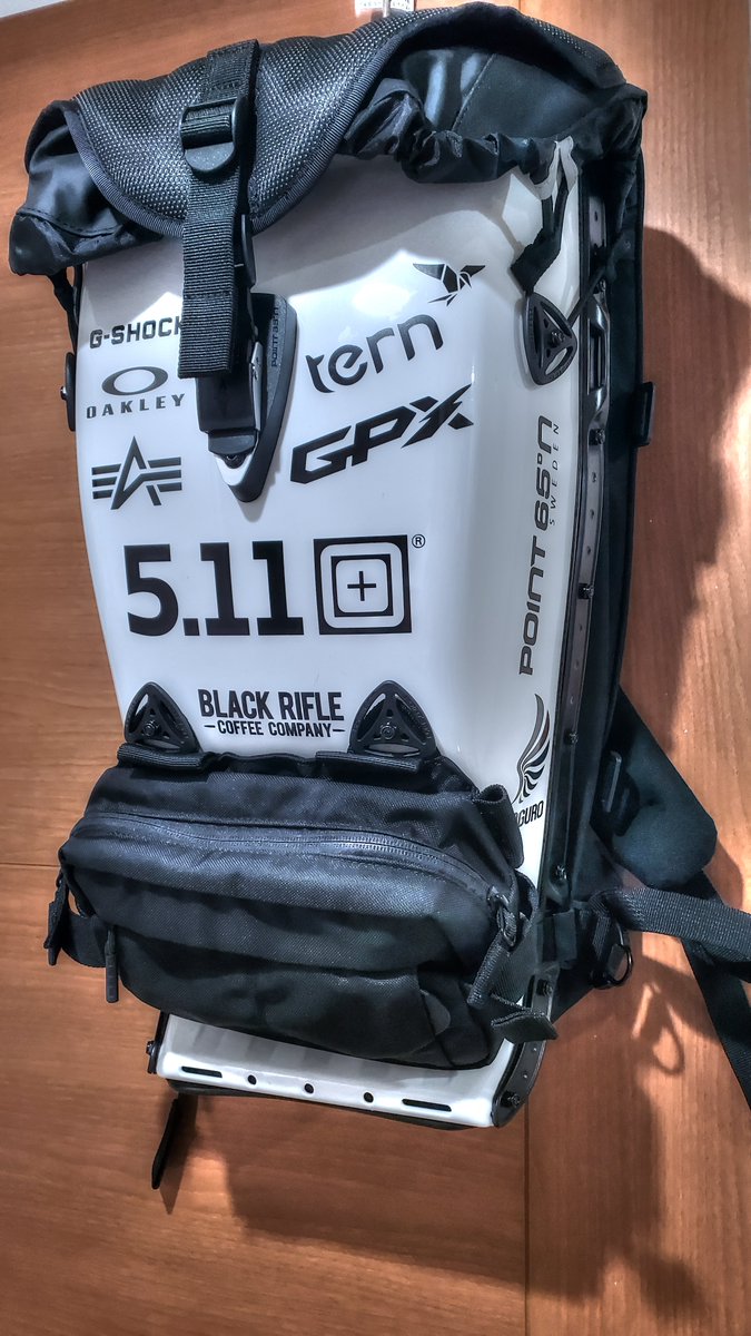 Mon_Pa750's tweet photo. まだ間に合うか！?
今日は5.11day!!　ボブルビーには5.11のLV6 2.0 ウェストパックが簡単に取り付けられるのだ！しかもピッタリ！
#511の日
#511days
#POINT65n
#BOBLBEE https://t.co/NVVArSULPf
