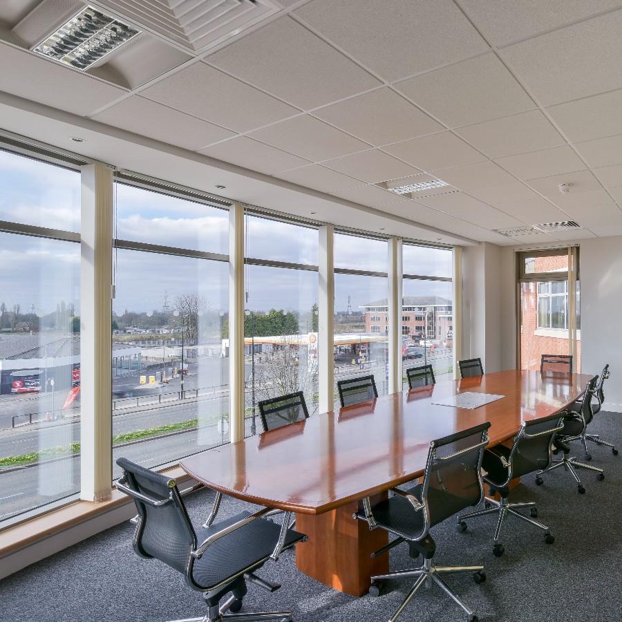 Orbit_Sale's tweet photo. Is there any better place to hold your meeting?

With floor-to-ceiling windows, offering a panoramic view of our Sale portfolio.  Cavendish House's board room is a stand-out space.

Interested in seeing more of this space? Download our brochure here 👉 https://t.co/1Ldb4l8zyO https://t.co/1ccx3KvOxu