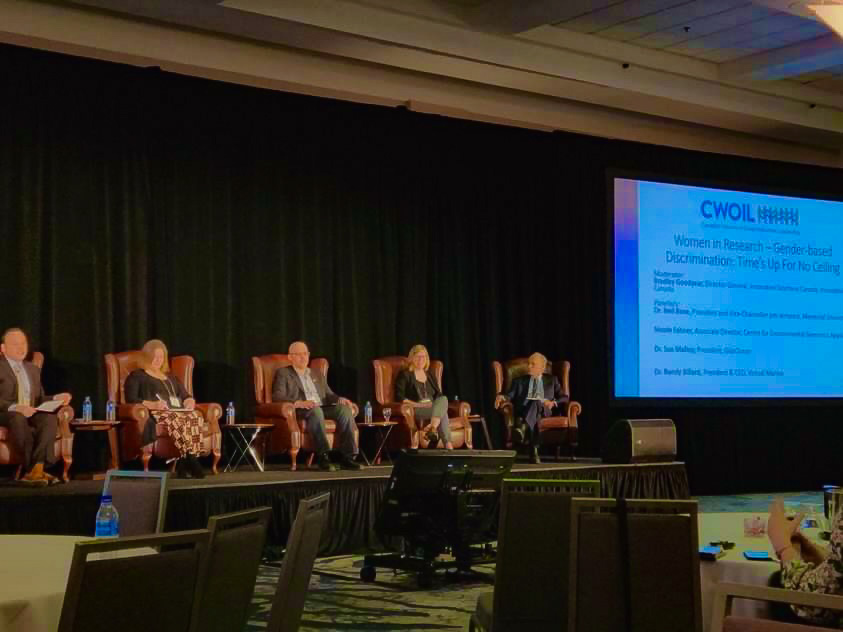 The Women in Research session has begun! 🌊 Our panellists, including Dr. Neil Bose, Nicole Fahner, Dr. Sue Molloy, and Dr. Randy Billard, are discussing the barriers that still exist for women in research to become leaders in their respective fields.
#CWOILconference2023