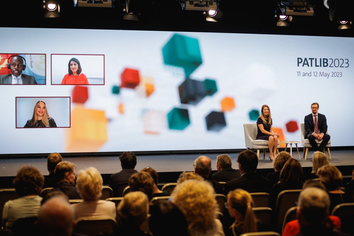 EPOorg's tweet photo. 📢 Exciting updates from #PATLIB23 in Tallinn, Estonia!
António Campinos, EPO President, shared the major achievements of the PATLIB network from the past 3 years and provided a sneak peek into future plans 🚀
#Innovation https://t.co/GuM4C4nYJ2