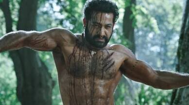 Chakrintr3's tweet photo. Still Fastest 100k likes under @tarak9999 fans foot ๐คซ๐ฅ๐ฅ
#Bheemteaser - 6 min
#UsthaadBhagathSingh - 14 min
NTR fans raa bachaas ๐๐ https://t.co/ayhIxq1v6Q