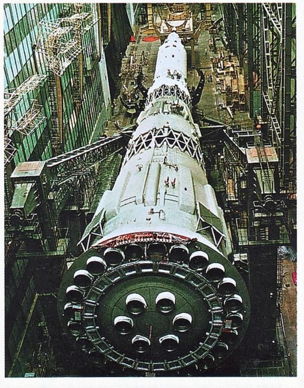 True. And Starship has more than 6x the number of engines of Saturn V The Soviet moon rocket N1 (first-stage boost) also had 30 NK-15 engines, creating 4,620 tons of thrust. But they never succeeded