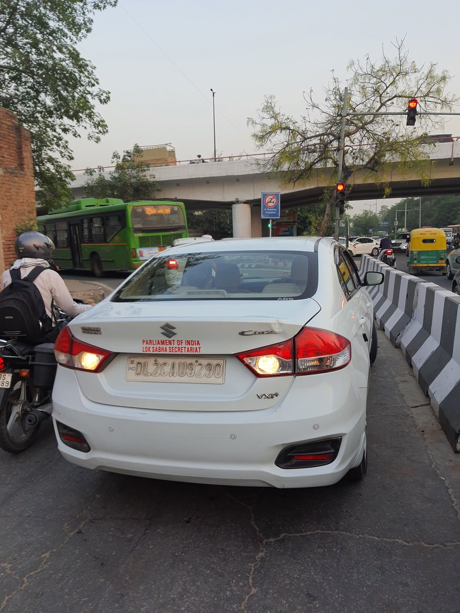 Mark Gideon tweet media