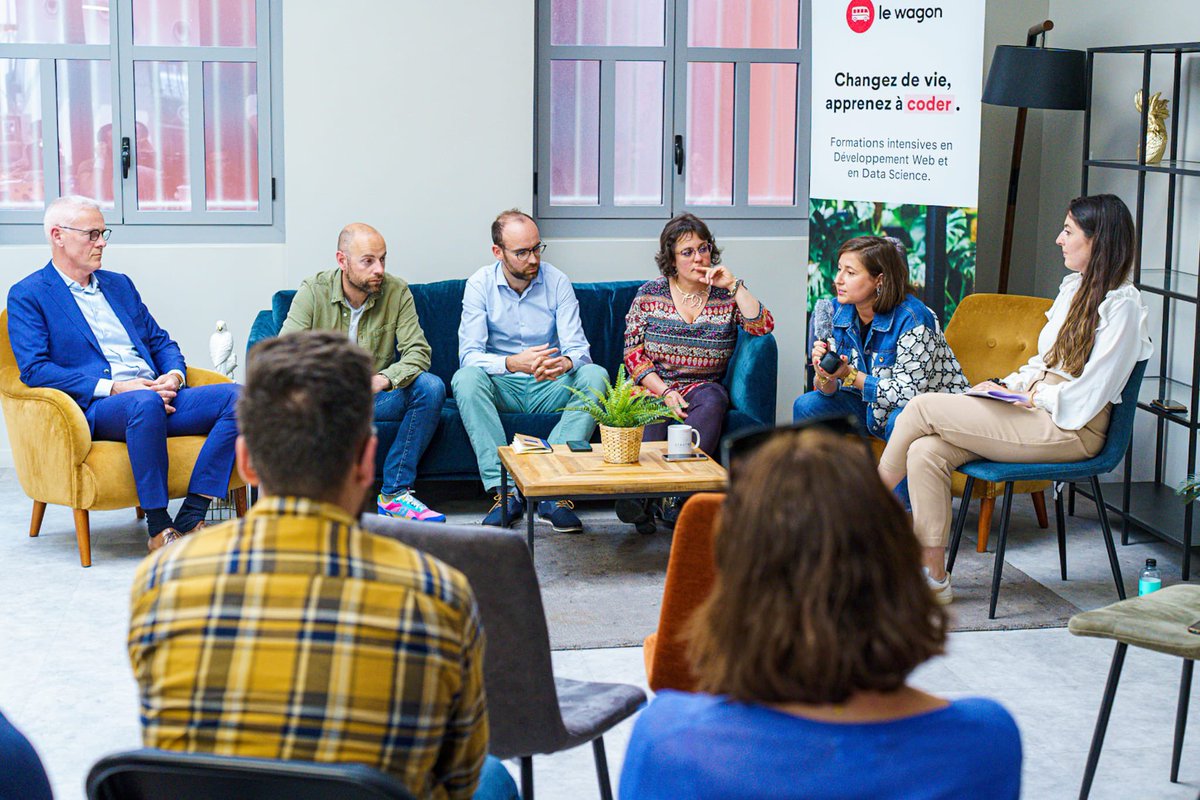 Magali Altounian (@magalialtounian) on Twitter photo 💻Ravie d’avoir participé à la table-ronde organisée par le <a href="/LeWagonNice/">Le Wagon Nice</a> sur les enjeux 🇪🇺 et locaux pour l’avenir des métiers de la #data, en présence d’acteurs du territoire. 
L’ambition 🇪🇺 en matière de données répond à des objectifs économiques, sociaux et politiques #Nice06 💻Ravie d’avoir participé à la table-ronde organisée par le <a href="/LeWagonNice/">Le Wagon Nice</a> sur les enjeux 🇪🇺 et locaux pour l’avenir des métiers de la #data, en présence d’acteurs du territoire. 
L’ambition 🇪🇺 en matière de données répond à des objectifs économiques, sociaux et politiques #Nice06