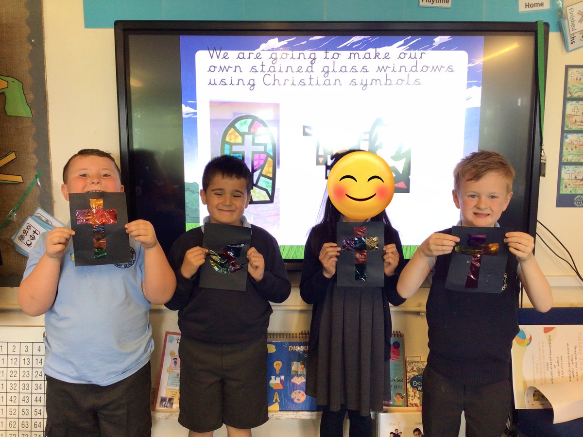 Year2_GV's tweet photo. In RE, we have been looking at the church and why Christians might go there to pray. We discussed how the pictures on the stained glass windows tell the stories of the bible. We then made our own stained glass windows showing different Christian symbols #peripower #powersinaction https://t.co/5hi4hyGBo9