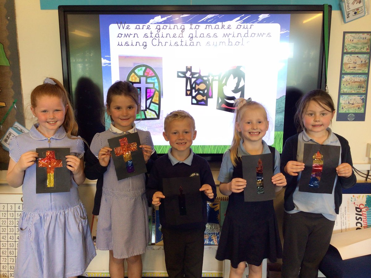 Year2_GV's tweet photo. In RE, we have been looking at the church and why Christians might go there to pray. We discussed how the pictures on the stained glass windows tell the stories of the bible. We then made our own stained glass windows showing different Christian symbols #peripower #powersinaction https://t.co/5hi4hyGBo9