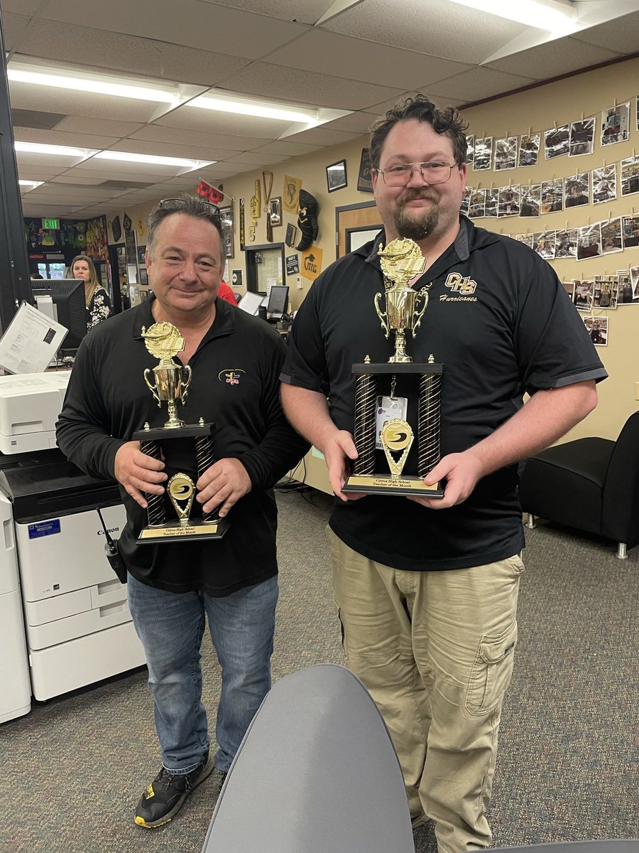 Mary Leonard tweet media