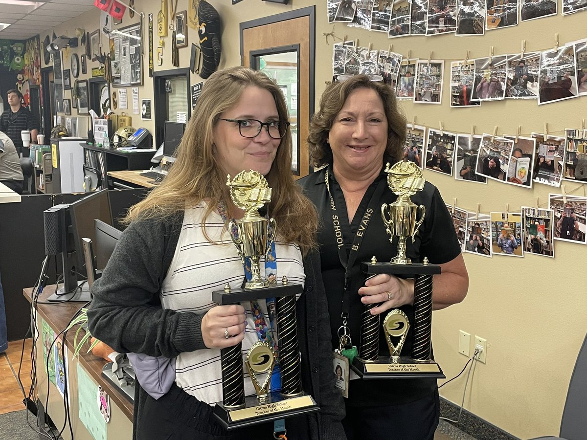 Mary Leonard tweet media