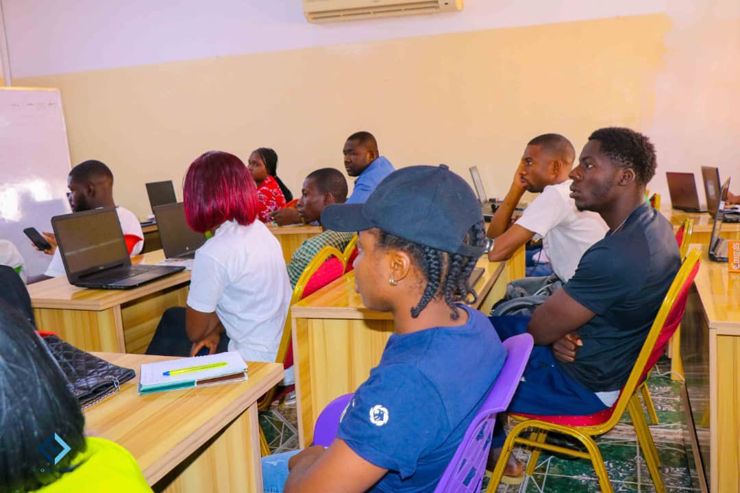 Stay Hungry, Stay Foolish.

Steve Jobs

#CodePlateau