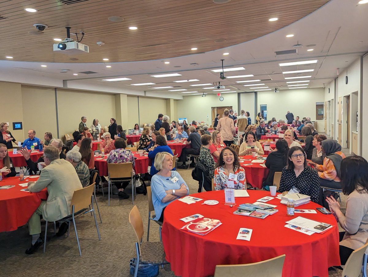 ReachOutRead_MN's tweet photo. What an amazing morning we had on Tuesday celebrating the transformational power of literacy! Thank you again to our generous supporters and sponsors, and our special guests @DrArtikaTyner and @csittenfeld. #readtogethermn #booksbuildbetterbrains https://t.co/34s4xp8adJ