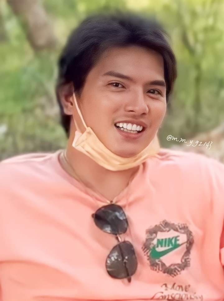 Don't let what you can't do stop you from doing what you can do.

MAHAL KA NAMIN BUNSO

#MYGZMOLINOinAbeerden