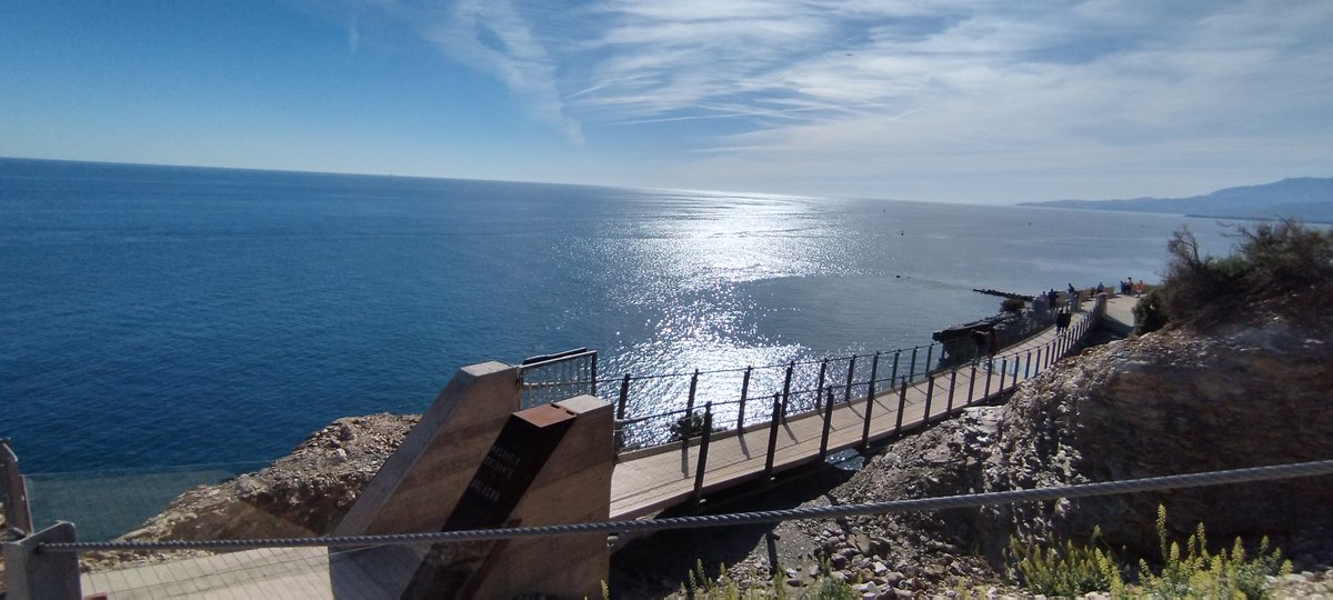 Sendero por la costa de Torrenueva Vistas increíbles