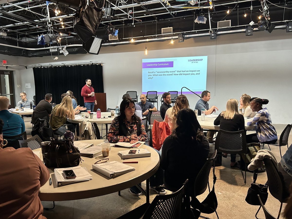 mksrush's tweet photo. Media &amp; Communications Day is underway for #spacclsp! Kicking off with a storytelling exercise. Thank you @SPNN for hosting us today! https://t.co/vjbQpXc0W3