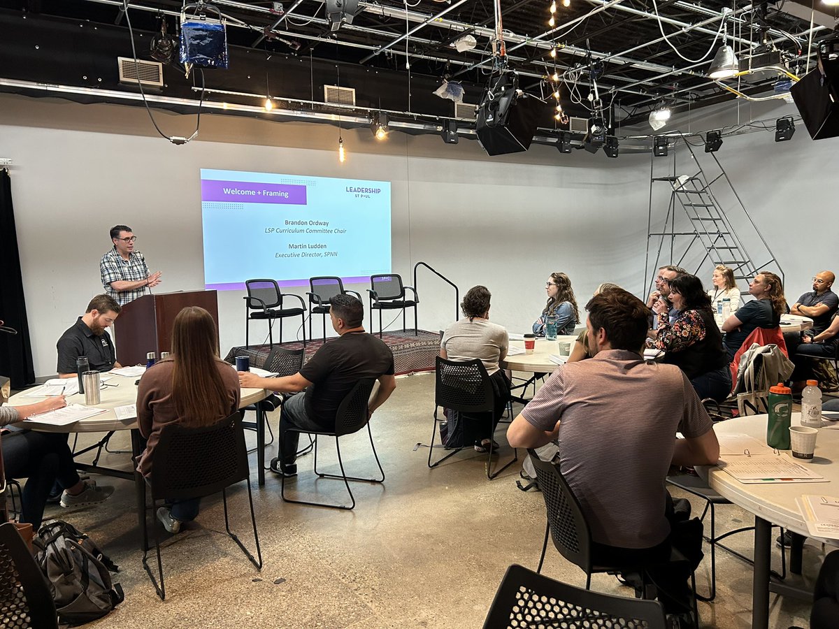 mksrush's tweet photo. Media &amp; Communications Day is underway for #spacclsp! Kicking off with a storytelling exercise. Thank you @SPNN for hosting us today! https://t.co/vjbQpXc0W3