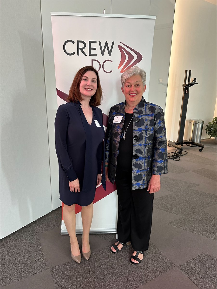 Our recent event, Professional Transitions in a Nonlinear Age allowed us to participate in an insightful conversation between Dr. Dawn Graham and #CREWDC Past-President, Stephanie Duncan.

Thank you to our speakers for sharing their valuable experiences.