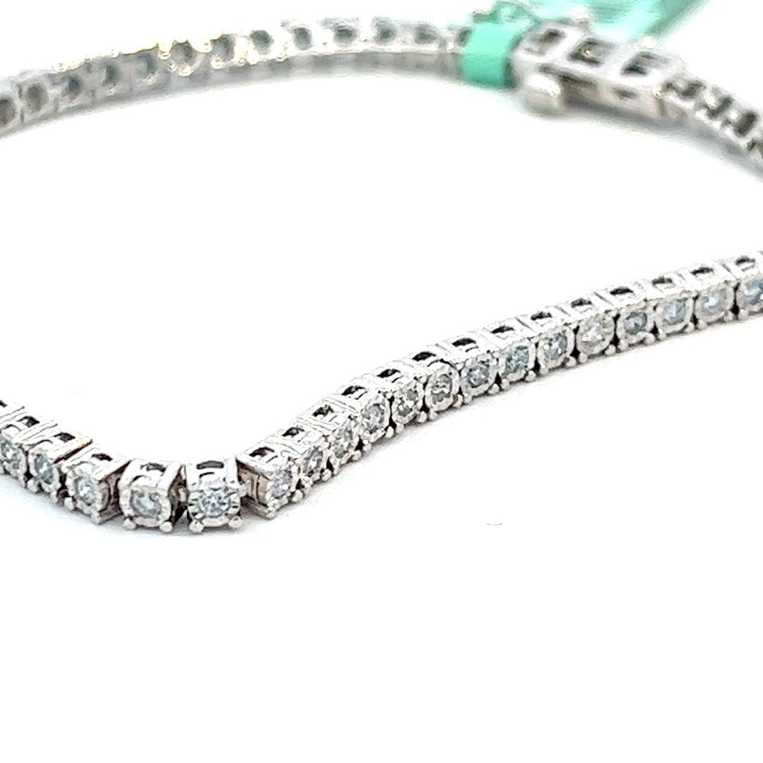 downtownjlr's tweet photo. Our  Pop Up with Lemon Tree Goods "Designer Bags, Diamonds and Chocolate" starts this afternoon at 4:00. We look forward to seeing you.  Enter for your chance to win this Lab Grown Diamond bracelet. https://t.co/ABjlHXEegW