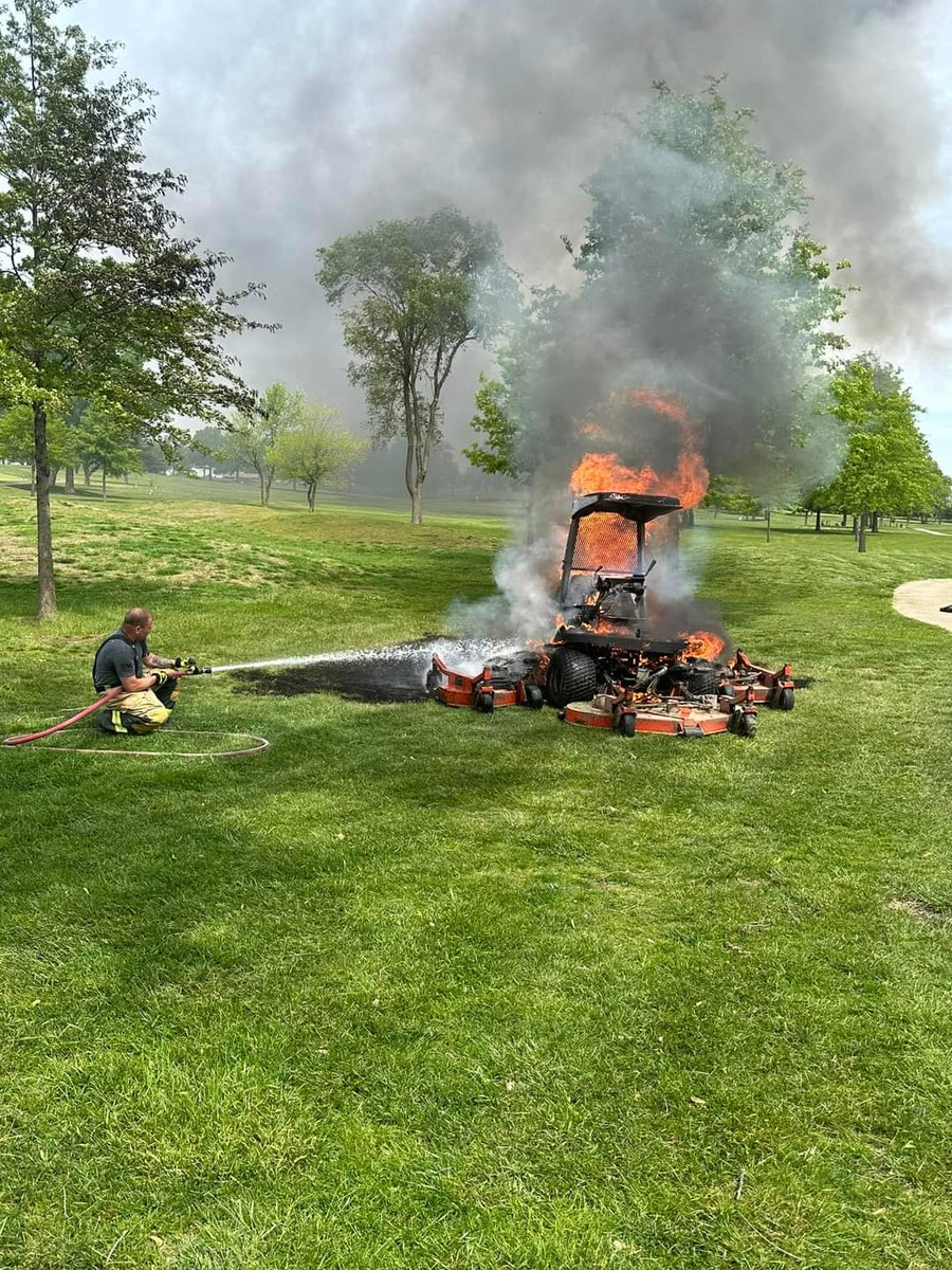 Diana Kern tweet media