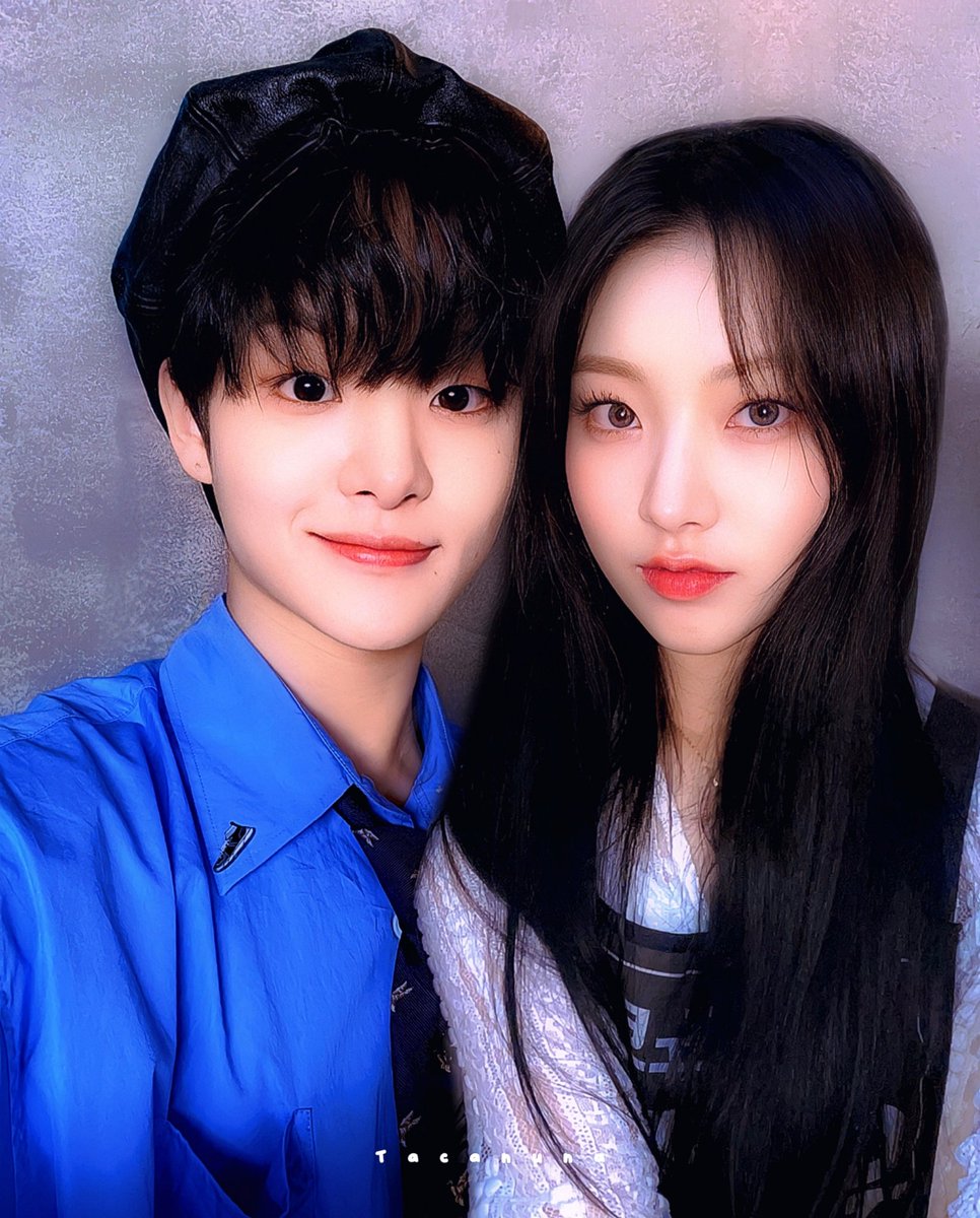fantasy__a's tweet photo. #NEPTUVEN &amp; #AQUAREEN : boys always on the right side of their women. https://t.co/wDV61saeyU