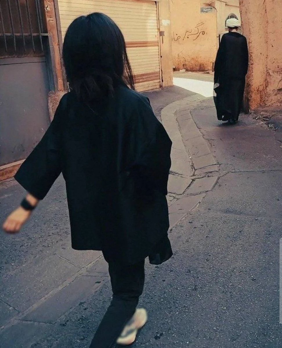 amir_tak11's tweet photo. آزادی کاشتنیه ، ما هم تخمشو داریم...
#مهسا_امينی‌‌ 
#زن_زندگى_آزادى‌ https://t.co/Xf2imbwnpP