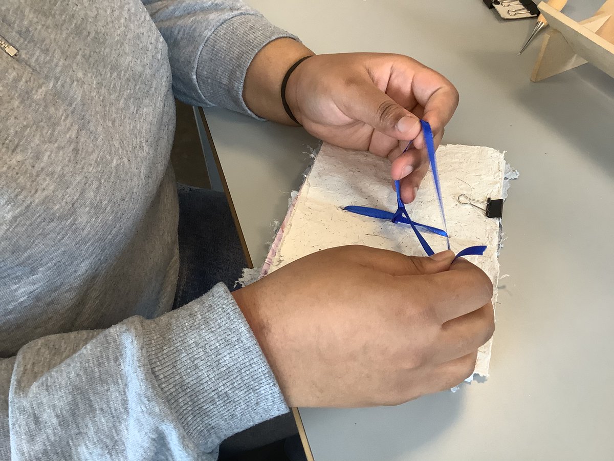 MadeAtHighshore's tweet photo. 13l are busy #bookbinding using #recycled and #handmade papers to make #notebooks and #journals
#enterprise #experimentinbookbinding https://t.co/aHO2bPMAuW