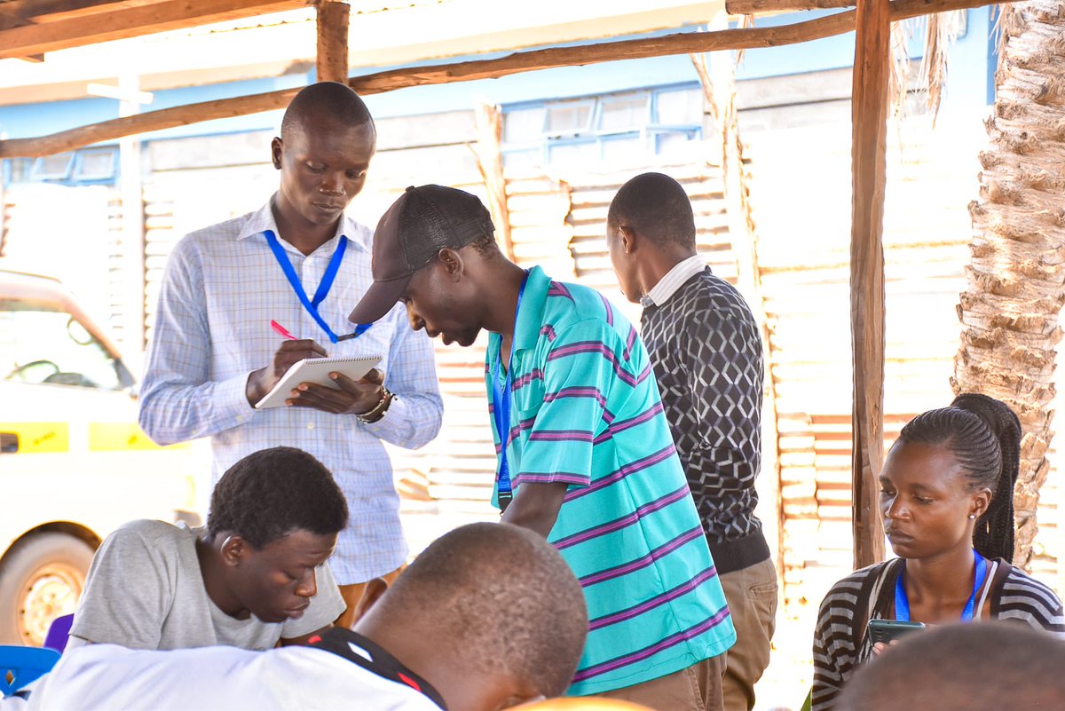 DAbrahamB's tweet image. For the war on tackling the effects on climate change to be won, we need the input of the local residents from the Elderly to the Women, the youth and PWDs. Gratitude to @Wanavijiji_sdi for holding an #FGD on climate change #VulnerabilityMapping @WeAreVCA @KYC_TV @KisumuCountyKE