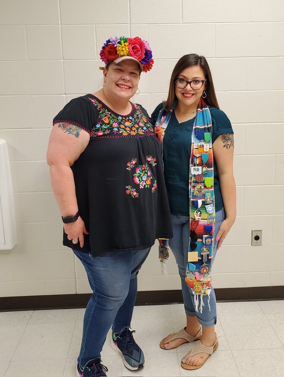 TheOriginalGC's tweet photo. @NISDHarlan is the fun place to teach because you can have #FiestaFun with your bestie! @Mrs_Mendoza3 https://t.co/tJZTKR8NPI