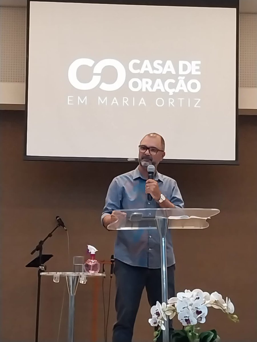 rogancar's tweet photo. Todos os dias em minha devocional clamo a Deus por nossa nação! Para que sejamos libertos dos corruptos! 🙏🏽🙌🏼🇧🇷 https://t.co/NQq1DTj0DU