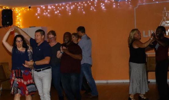ShariHuggett's tweet photo. Git yur kuntry on twice this week! Loafers tonight and Swing'n Country Social this Saturday. Git yur deets here! #lovedancing #ncds #carolinadancesport #cheaperthantherapy https://t.co/l8gsvE6kGF
https://t.co/xHpmI6GYF0 https://t.co/dw2LADprhg