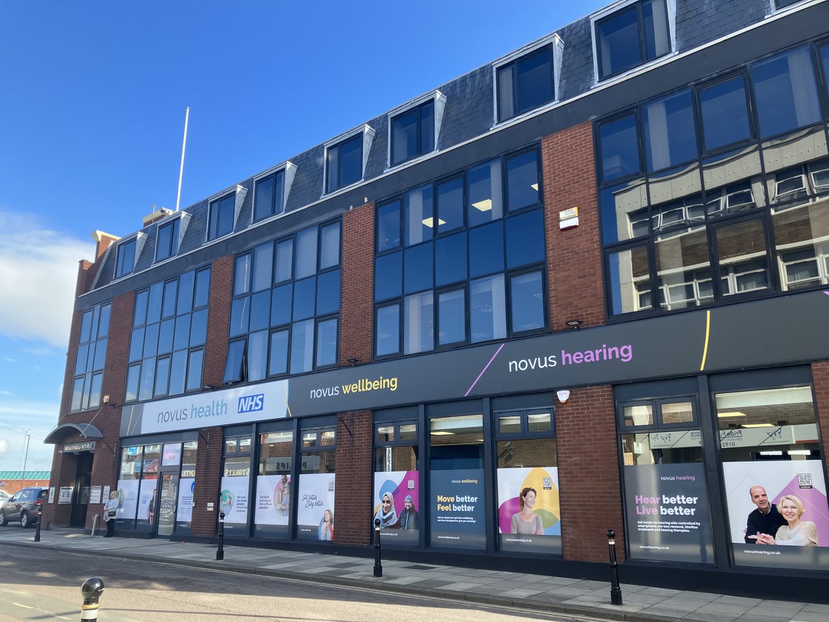 3RD FLOOR OFFICE SPACE 2,445 sq ft 
TO LET WAKEFIELD 
Open plan &amp; lightly partitioned private offices
Passenger lift
Gas central heating &amp; air con
Easy access to the M1 &amp; M62
01924 291500
wakefield@vickerscarnley.co.uk
#offices #tolet #commercialproperty