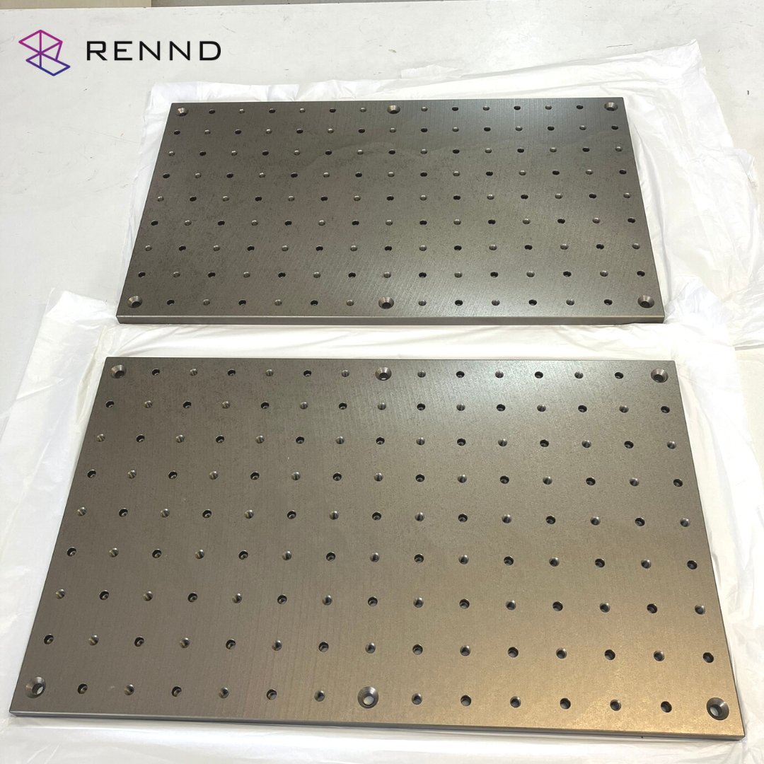 RENND_UK's tweet photo. Just received these two beautiful #Aluminium #FixturePlates back from Hard #Anodizing. We machined these up with precision bores taking into account the Anodizing thickness. 

#Rennd #CNCMachining https://t.co/YWQnDNZcA5