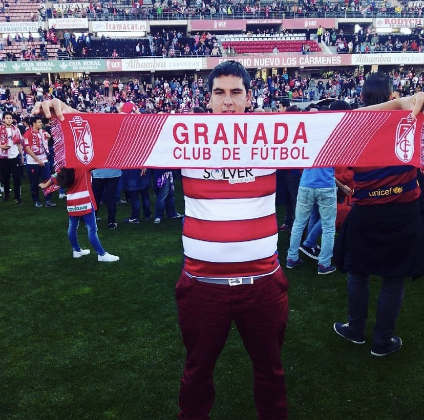 GranadaCF's tweet photo. 🔙 Hace 7 años. 

El Patica, siempre operativo, siempre granadinista. ❤️🙌🏼

#𝙀𝙩𝙚𝙧𝙣𝙖𝙇𝙪𝙘𝙝𝙖 🇦🇹 https://t.co/gleahnJZUL