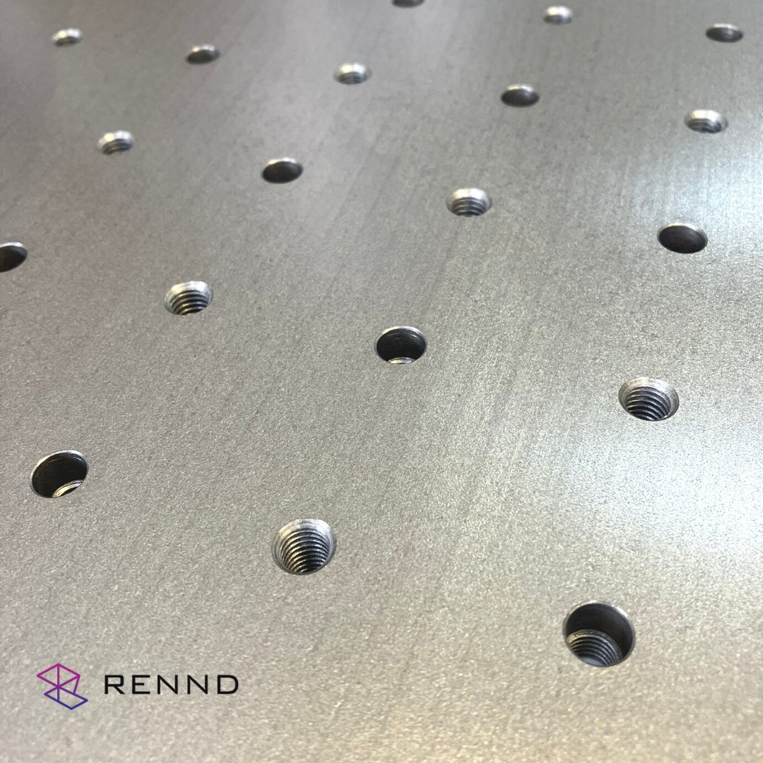 RENND_UK's tweet photo. Just received these two beautiful #Aluminium #FixturePlates back from Hard #Anodizing. We machined these up with precision bores taking into account the Anodizing thickness. 

#Rennd #CNCMachining https://t.co/YWQnDNZcA5