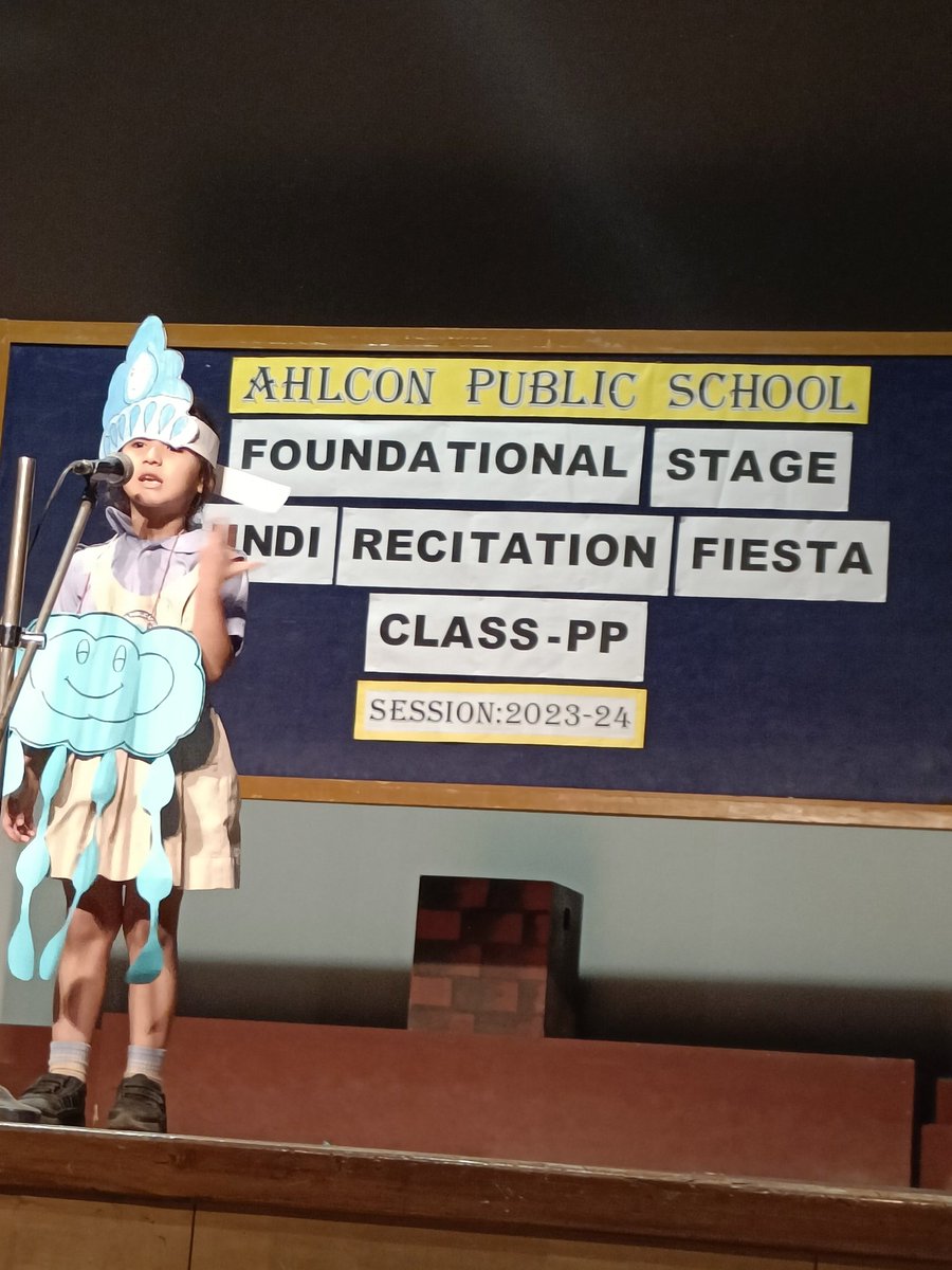 GanguliKuhu's tweet photo. Recitation fest# PP classes # Foundational stage # Ahlcon Public school https://t.co/VVMtar1MBz