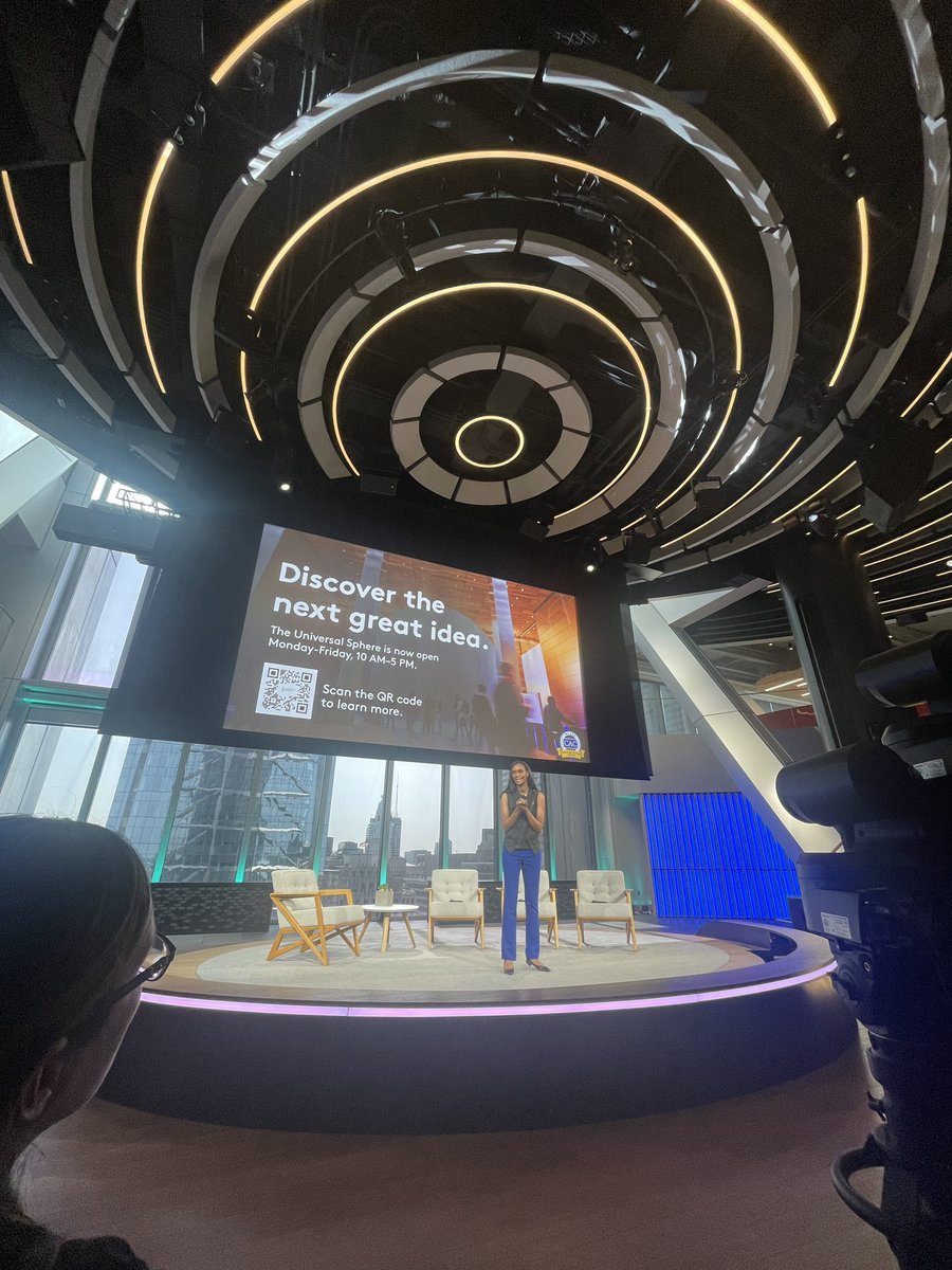 joeyvpriceHR's tweet photo. Excited for #buildersconference! 
Hosted by @comcast @TechnicallyPHL https://t.co/68X6BVZlu1