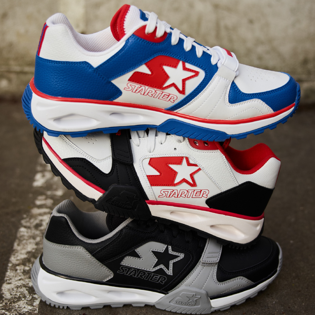 Starter's tweet photo. Lace up and take comfort in every step – Grab the Starter Trainer 92 lows available now in blue, red and grey at https://t.co/TMU1t9WEmH ​
​
#LookForTheStar #Starter #StarterOfficial https://t.co/ac5nKcRVQP