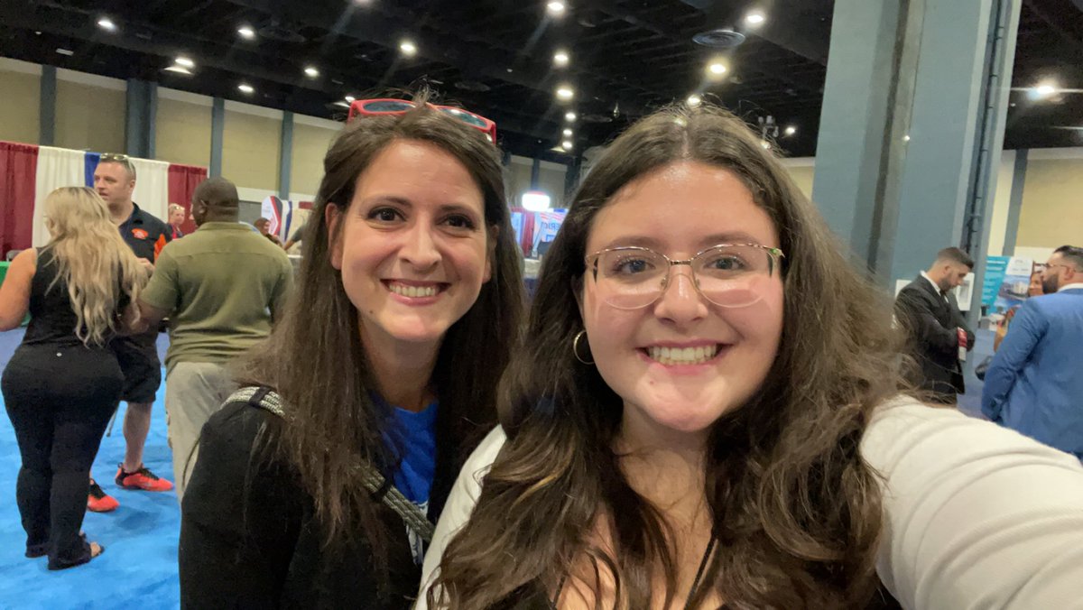 FLGHC_Students's tweet photo. EM Project Manager Alex Boswell’s advice to people entering emergency management “Network, put yourself out there! GHC is a great place to do that. The best thing you can do is talk to and learn from people who inspire you and are where you want to be.” https://t.co/VTqiRkcZWs