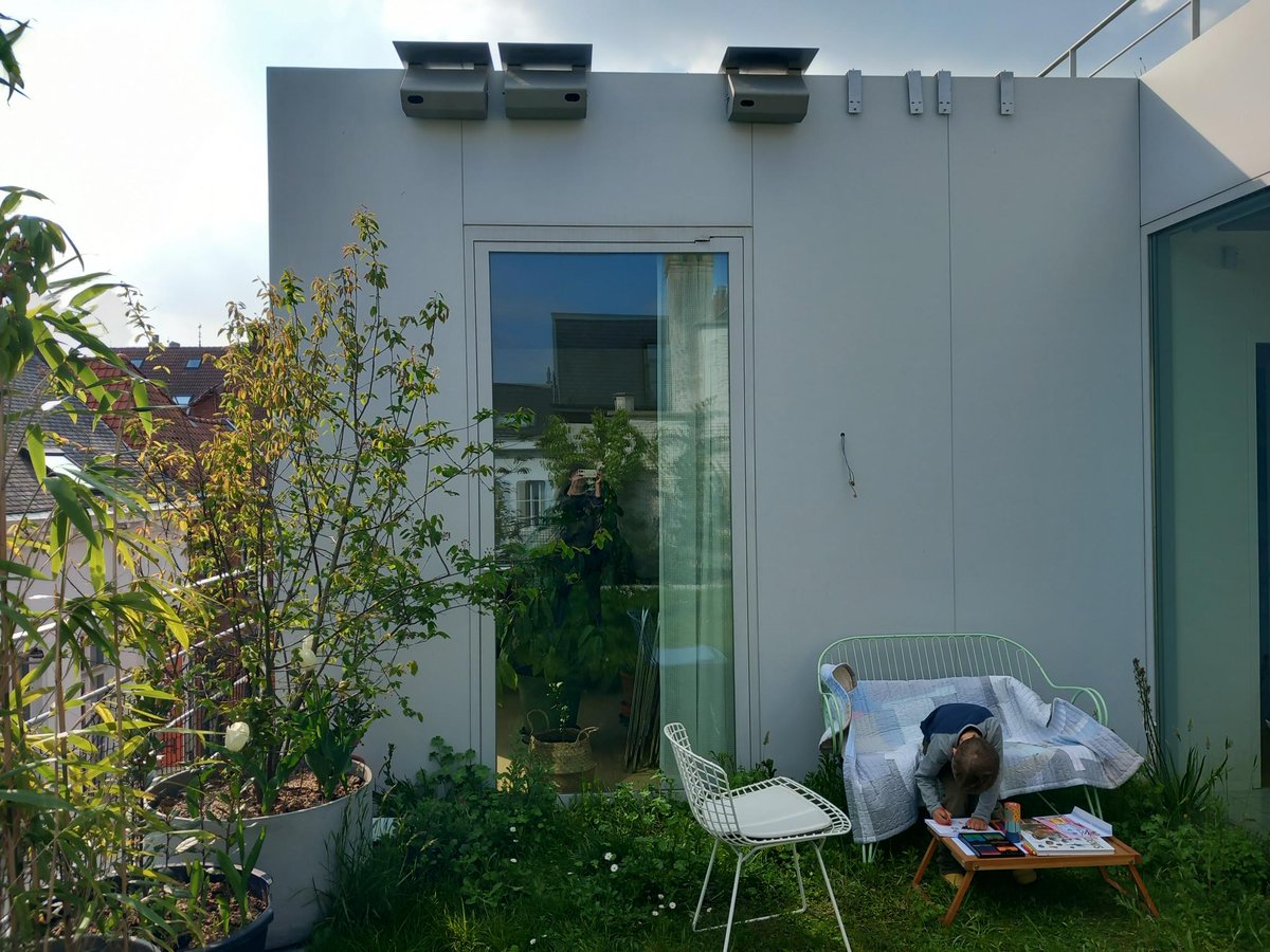 woonwerkarch's tweet photo. Woonwerk built 3 new single family houses on our greenroof in our Antwerp office...to welcome the swift swallow!

We are always eager to be more natureinclusive and look forward to seeing our new tiny neighbours!

#natureincity #biodiversity #sustainability #sustainble https://t.co/bL1t6fI13T