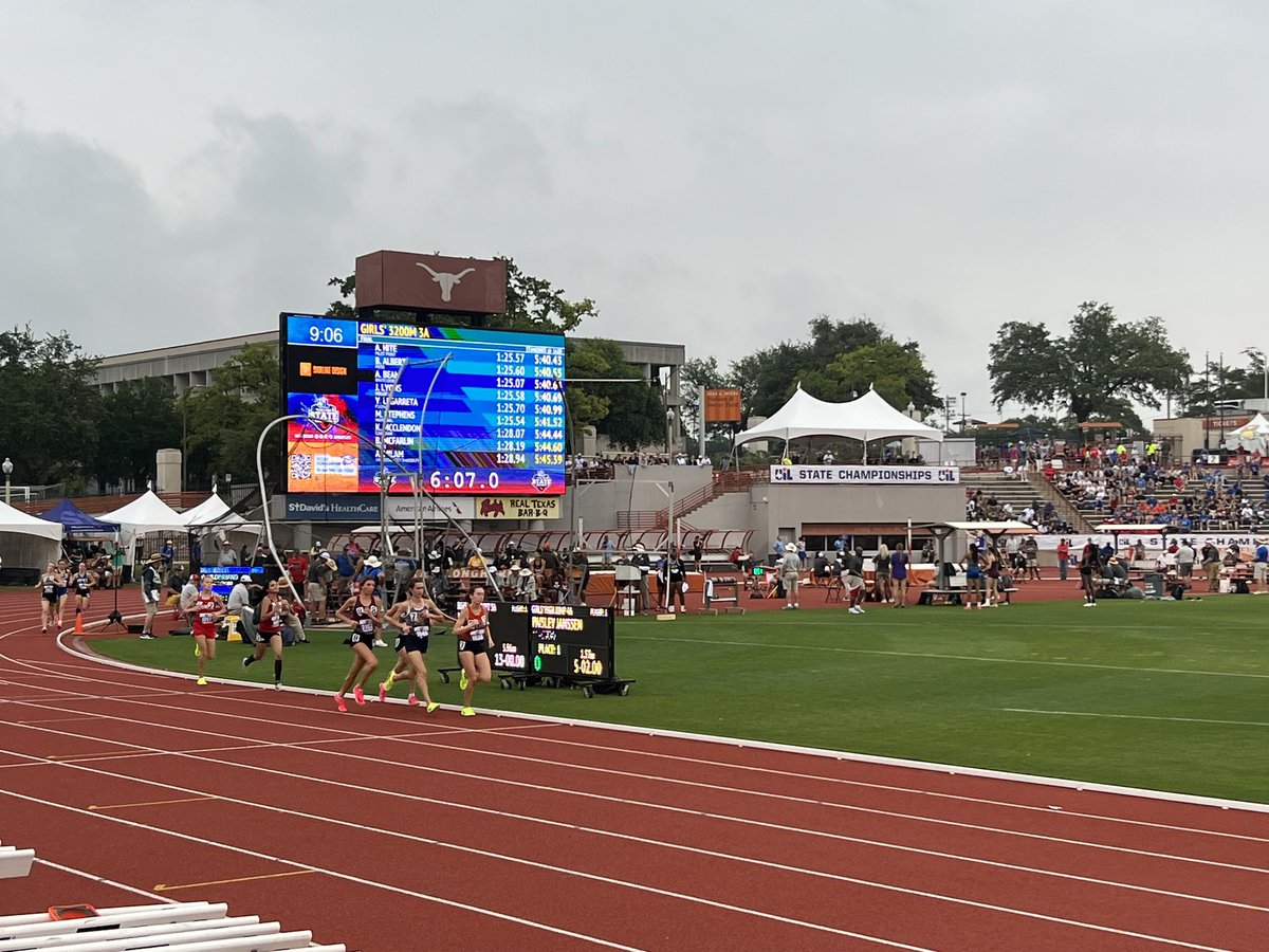 I don’t care WHAT <a href="/Hunt_Wx/">Hunter Williams</a> says - I’ve got a personal BEST in *my* forecast 😤

#UILState Track &amp; Field coverage coming up ALL WEEK on <a href="/KAGSnews/">KAGS News</a>.

<a href="/FranklinISD/">Franklin ISD</a>, <a href="/LexingtonISD/">Lexington ISD</a>, Caldwell, and <a href="/LadyYoeTrack/">Lady Yoe Track and Field</a> athletes in action today for 3A/4A - good luck to all our athletes!!
