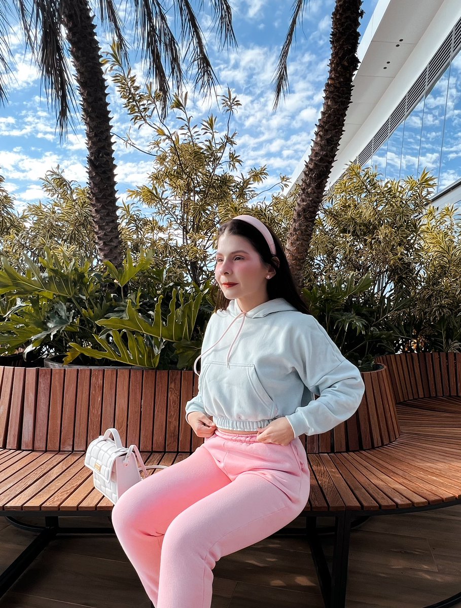 Glainá Boucinha • 👛 tweet media