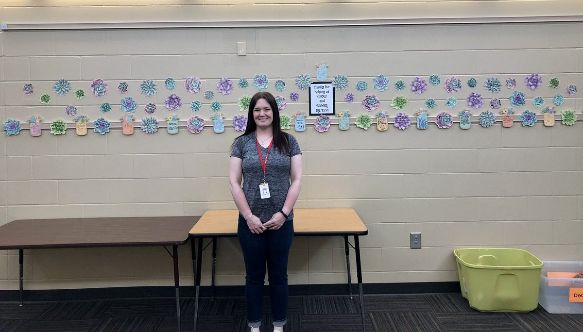 Hansen5thGrade's tweet photo. Happy Teacher Appreciation Week to Mrs. Tina and Ms. Erin! We are so lucky to have such kind, caring and helpful paraeducators working with our students at Hansen and @CF_schools! https://t.co/MqXWlcqeMa