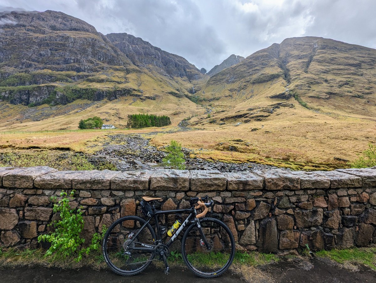 peakcycling's tweet photo. @gcntweet https://t.co/CCwRbWb9N4