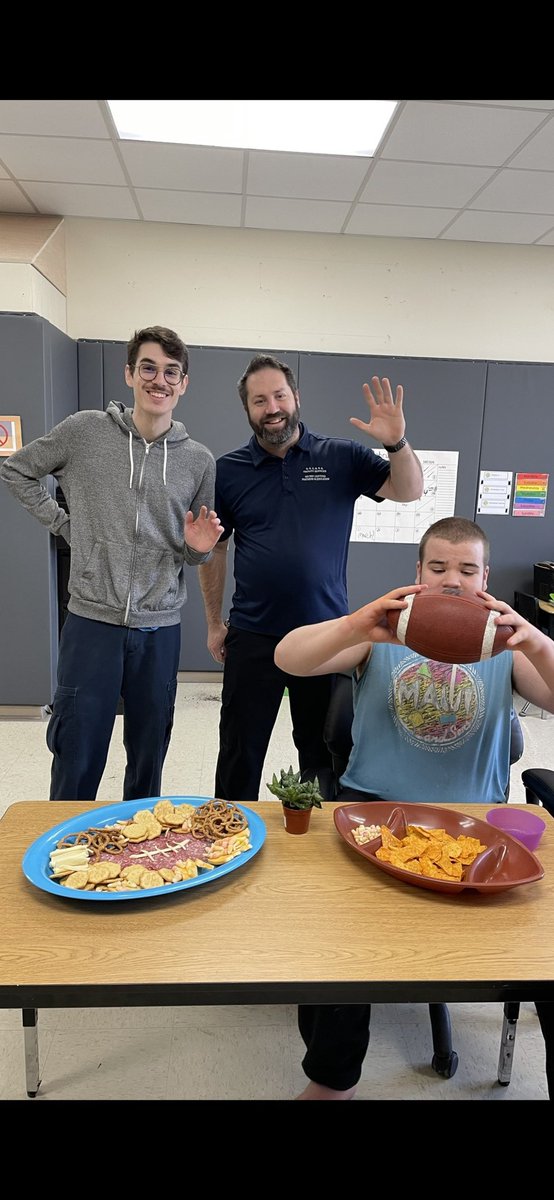 MrsDuic's tweet photo. One more #staffappreciation post to our incredible custodial team at @JohnCampbellPS !! Mr. Bridgen and Mr. Toldo have played such a big role with our #gains2crew! From helping us make balloons, play tag, lots of high fives, etc THANK YOU! 💙 @MissSanford674 @Dana52300 @MsBurgon https://t.co/yvgA2IdI15