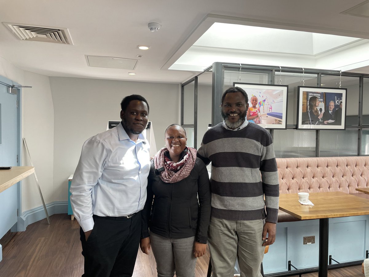 Tatian27's tweet photo. Star struck meeting the venerable #GlobalSurgery advocate @emakasa, and passionate #GlobalPaediatricAnaesthesia leading @MGHWIGH Dr. Hazel Mumphansha. Really deep wells of knowledge. #KidsOR @KidsOperating #NoRoom2Operate #SoMe4GS https://t.co/kN54zVXlTi