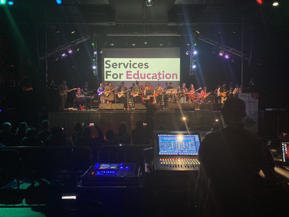 <a href="/SFE_Tweets/">Services For Education</a> @SFE_MS staff and pupils performing at the end of a great day here <a href="/southandcitycol/">South and City College Birmingham</a> as part of our electric guitar day. A big thank you to <a href="/NEdstrom/">Nirnaayak Ghosh</a> for making today so special 👏🏻👏🏻👏🏻