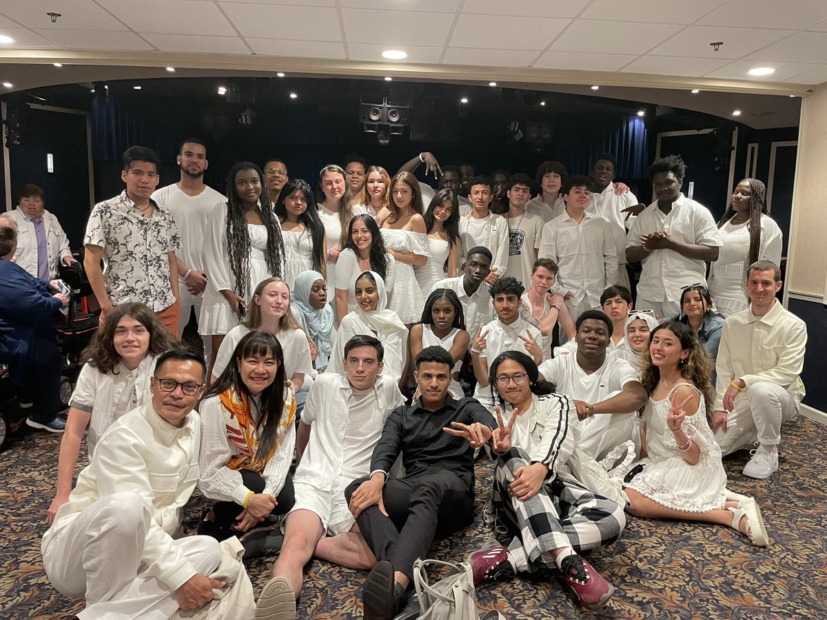 MIHSNYC's tweet photo. Our Seniors had a blast @ Woodloch Pines for their Senior Trip! Making MIHS memories! #seniortrip #seniorclass2023 https://t.co/wx5XhrLFRB