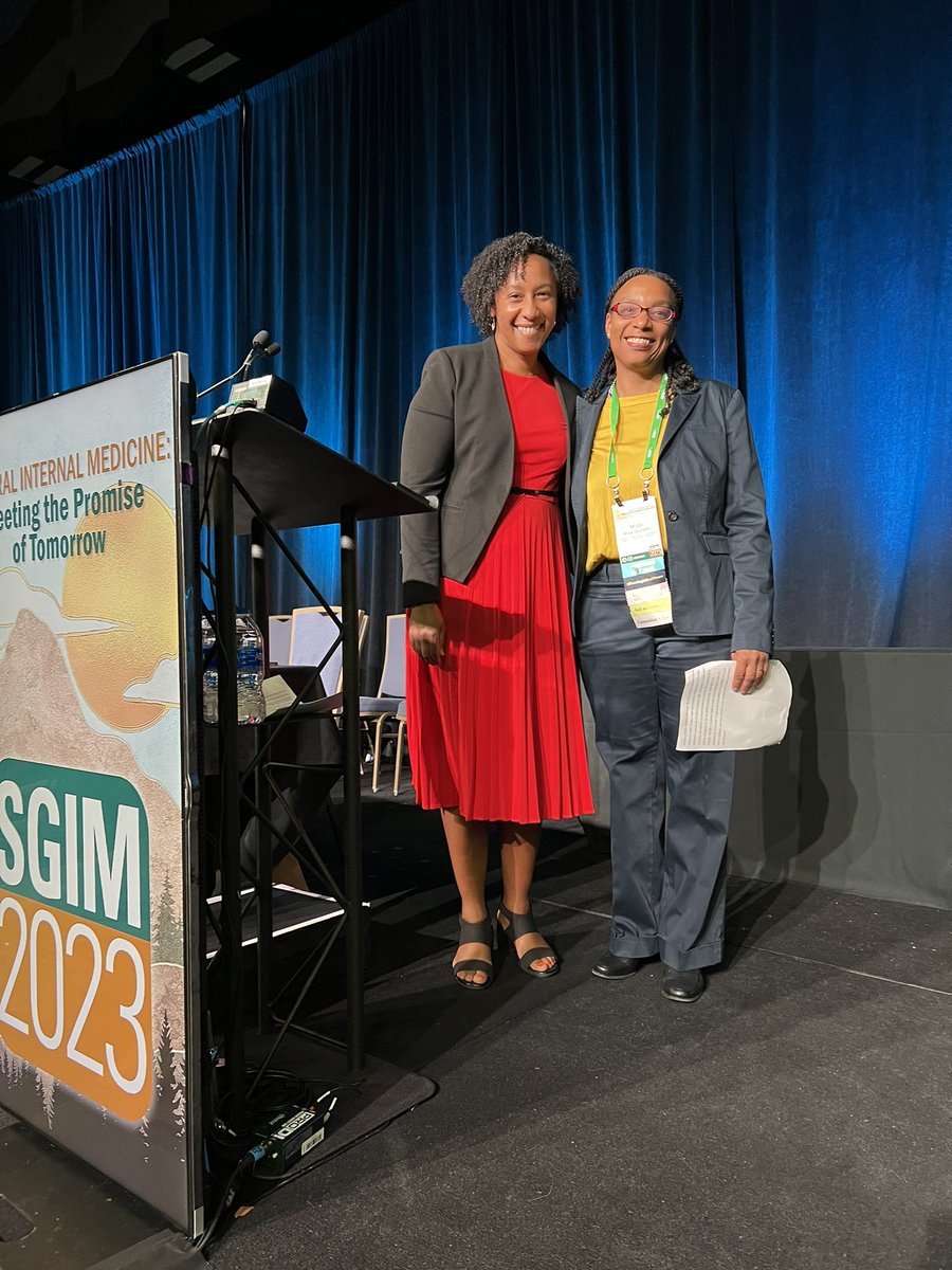 It’s annual meeting program co-chairs @MildaSaundersMD @UChicagoMed and @ShellyAnnFluker @EmoryGIM welcoming us to the @SocietyGIM #SGIM23 plenary