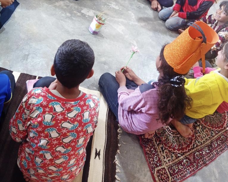 Watching creative seeds grow with the flowers this spring 2023, in messages from north-east Syria and Armenia, where children share their own co-created stories in their IDP camps and villages. 

Thanks to our community, for keeping us posted on your storytelling journeys 🌺