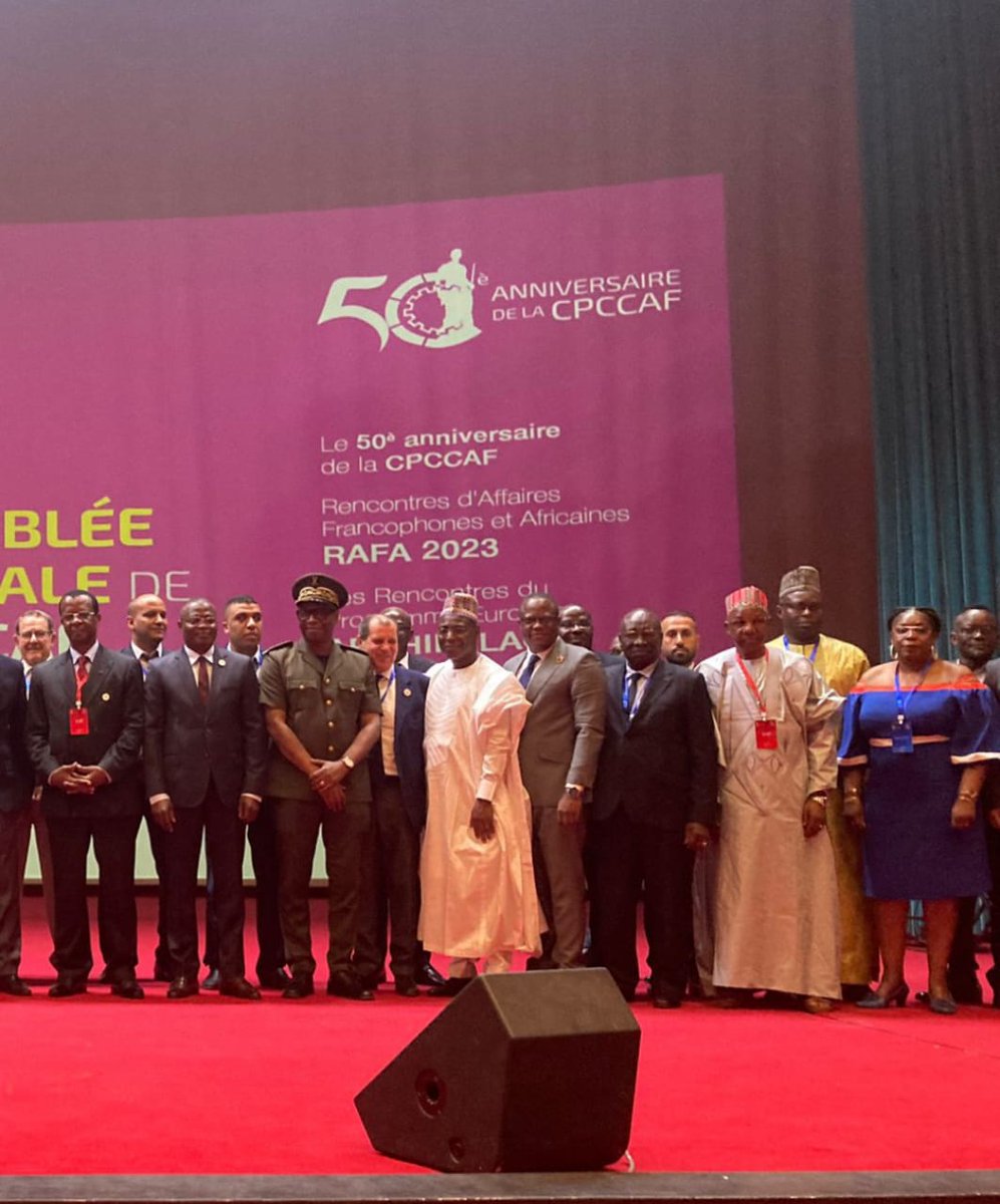 contact_ccdia's tweet photo. Retour en images de la participation de la @CCDIA à la cérémonie d'ouverture à la 47eme édition des Rencontres d'Affaires francophones africaines au Palais de Congrès
#cotonou #chambredecommerce #partenariat https://t.co/WlE7ubMr3f