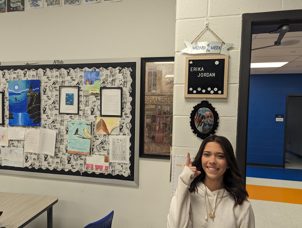 RechtienNPHS's tweet photo. This girl always does her work. She goes above and beyond. Erica is the #WizardoftheWeek. https://t.co/YvVXtWPtcN